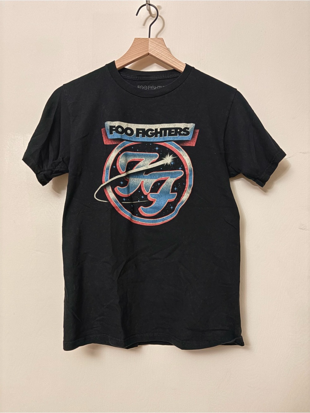 3/$25 Foo Fighters Tshirt Womens Small Black Short Sleeve FF Space Crest Cotton